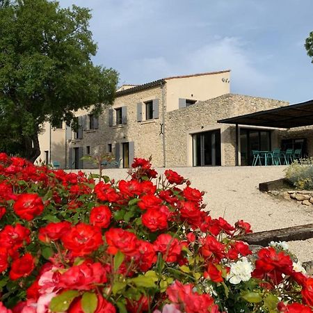 Chut ! C'Est Ici Hotel Venelles Exterior foto